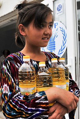 Гуманитарная помощь в Киргизии