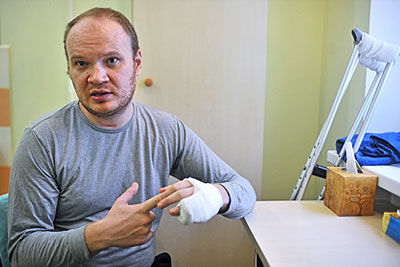 Олег Кашин проходит курс реабилитации в одной из клиник Москвы