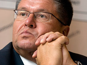 О девальвации, инфляции и оттоке капитала