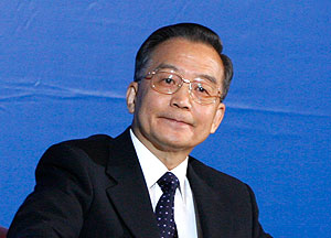 Вэнь Цзябао называет "прорывом" итоги российско-китайских переговоров в Москве в сфере энергетики