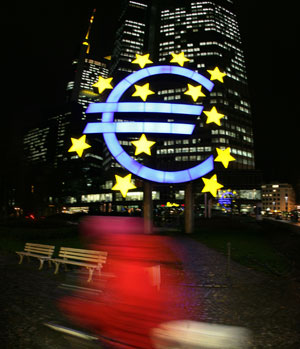 Доллар, евро, вверх-вниз