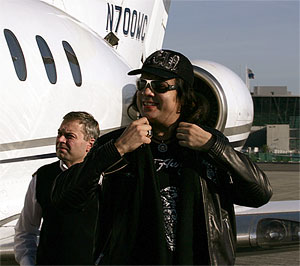 Российские звезды: жизнь, пыль, пепел