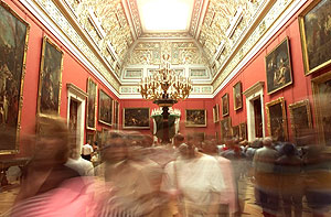 Эрмитаж. Недостача и кризис