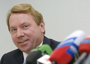 "Парламентский центр будет построен, но не на Красной Пресне"