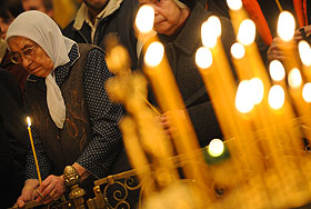 Россияне прощаются с Алексием II