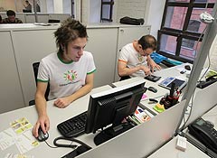 "Одноклассники.ру" бьются в оффлайне