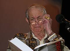 Евтушенко отмечает 75-летие