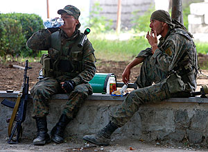 Перемирие или информационный маневр?