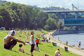 Спасаясь от жары