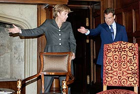 Меркель и Медведев, встреча на курорте