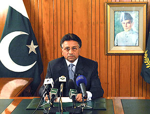 Пакистан остался без Мушаррафа