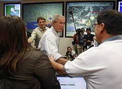 Джордж Буш отправился в "зону опасности"