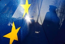 Литовцы хотят преподать ЕС урок истории