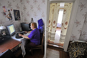 "Единороссы" идут в Интернет