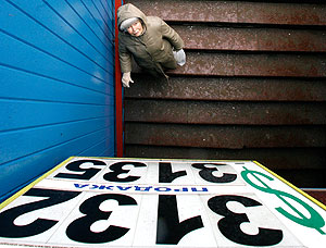 Доллар за 37 рублей