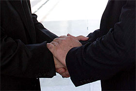 Обсуждать на равных