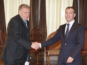 Медведев находит общий язык с ЛДПР