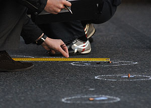 Грабитель застрелил милиционера