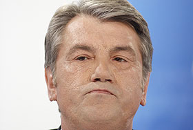 Ющенко не уходит