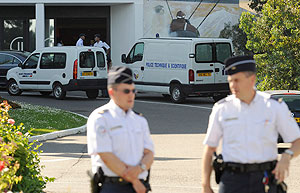 На поиски обломков