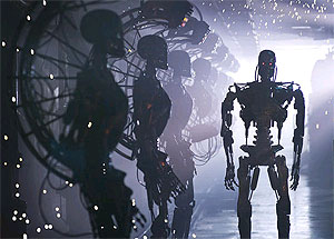 "Терминаторы должны быть похожи на советские танки"