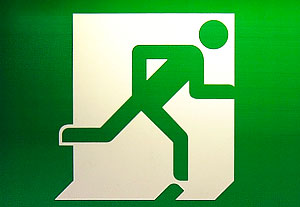 С вещами на exit