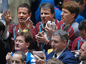 Доллар подрезал нефть