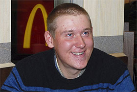 Глухова не выдают