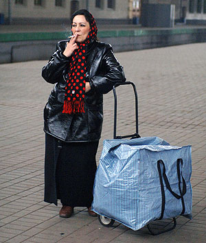 Черкизовских торговцев отправляют домой