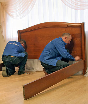 Пятнадцать миллионов на кровати и тумбы