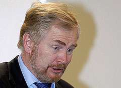 Кресло без зоны ответственности, но с подпиской о невыезде