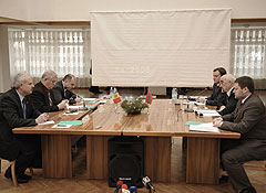 Мы готовы к диалогу с нашими посредниками и наблюдателями