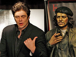 В интересах революции