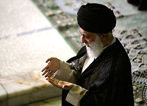 Иран: санкции, бомбардировки или диалог?