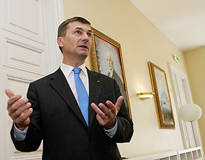 Не нужен нам берег эстонский