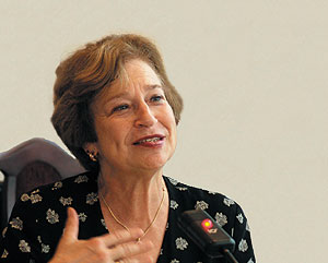 "Вопрос о вступлении Грузии и Украины в НАТО будет при Обаме отложен на время"