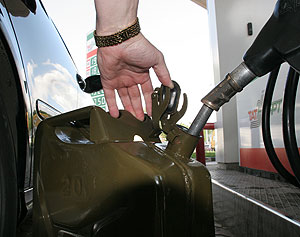 Рубль заправили нефтью