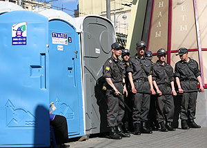 Неприступная Триумфальная площадь