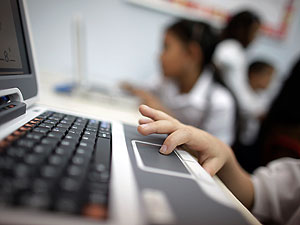 Латиница. Конец монополии