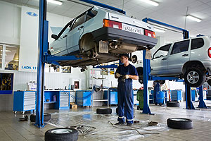 Автопром летит