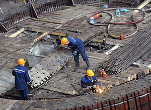 Лед тронули