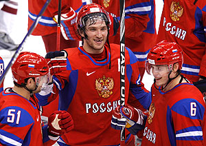 Хоккей: Россия начинает и выигрывает