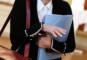 В ребенке отказано