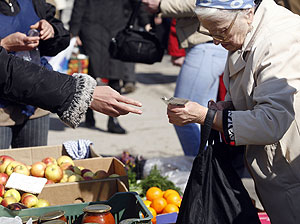 Медведева позвали на столичные рынки