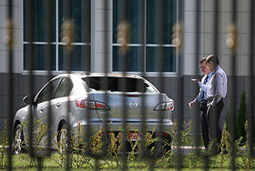 Инцидент у посольства: шестеро подозреваемых