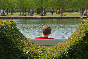 С чувством стыда и гордости