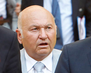 Лужкову напомнили, кто компетентен