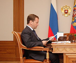 Следствие подчинят президенту