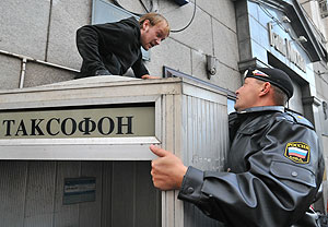 Гневаться не велят и без Лужкова