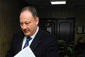 На защиту Слуцкера